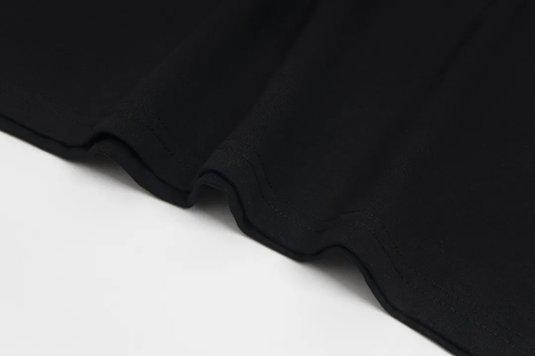 【2026】【LOEWE  公式旗艦店】ロエベ   Tシャツ ご好評に付き再入荷 24613