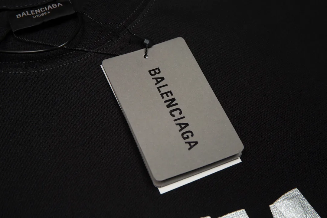 【2026】【BALENCIAGA   公式旗艦店】バレンシアガ  Tシャツ ご好評に付き再入荷！24612