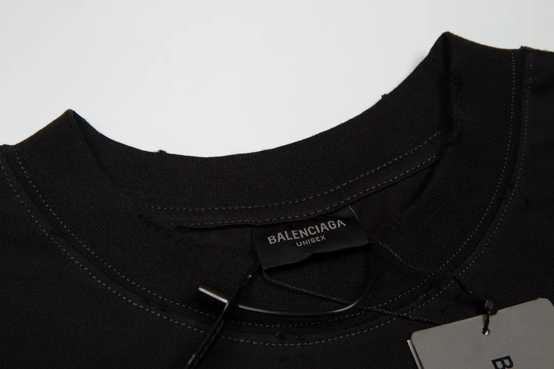 【2026】【BALENCIAGA   公式旗艦店】バレンシアガ  Tシャツ ご好評に付き再入荷！24612