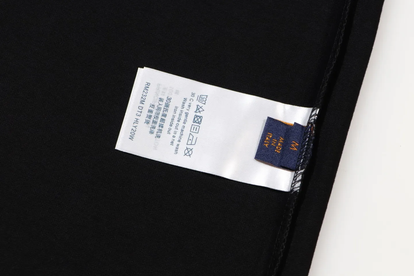 【2026】【LOUIS VUITTON  公式旗艦店】ルイヴィトン  Tシャツ ご好評に付き再入荷 240613