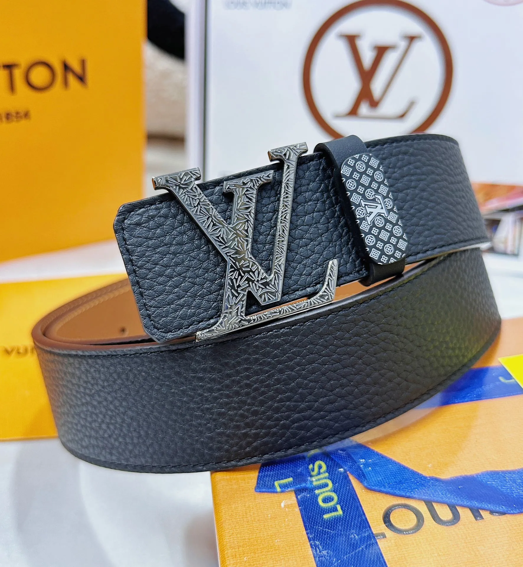【2026】LV【LOUIS VUITTON】(ルイヴィトン) 3.8cmベルト メンズ