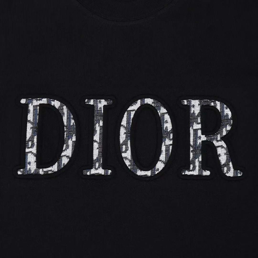 【2026】【DIOR 公式旗艦店】ディオール    Tシャツ ご好評に付き再入荷！