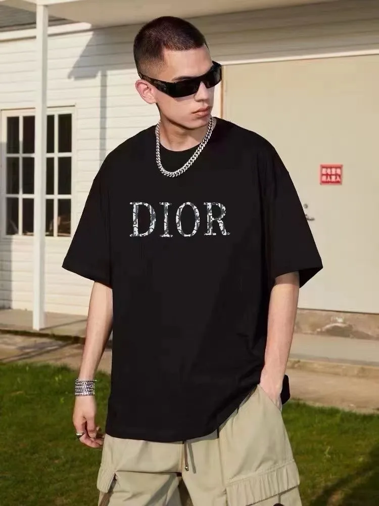 【2026】【DIOR 公式旗艦店】ディオール    Tシャツ ご好評に付き再入荷！