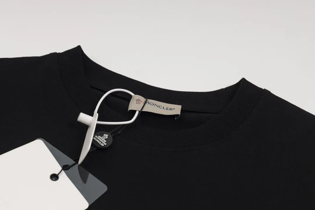 【2026】【MONCLER  公式旗艦店】モンクレール   Tシャツご好評に付き再入荷！