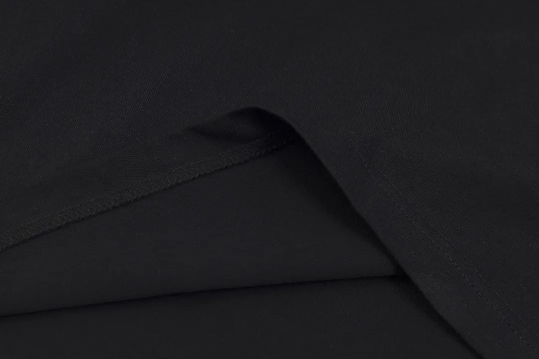 【2026】【MONCLER  公式旗艦店】モンクレール   Tシャツご好評に付き再入荷！