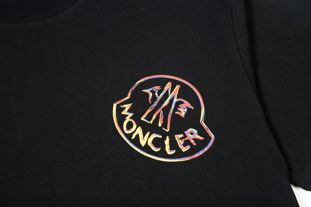 【2026】【MONCLER  公式旗艦店】モンクレール   Tシャツご好評に付き再入荷！