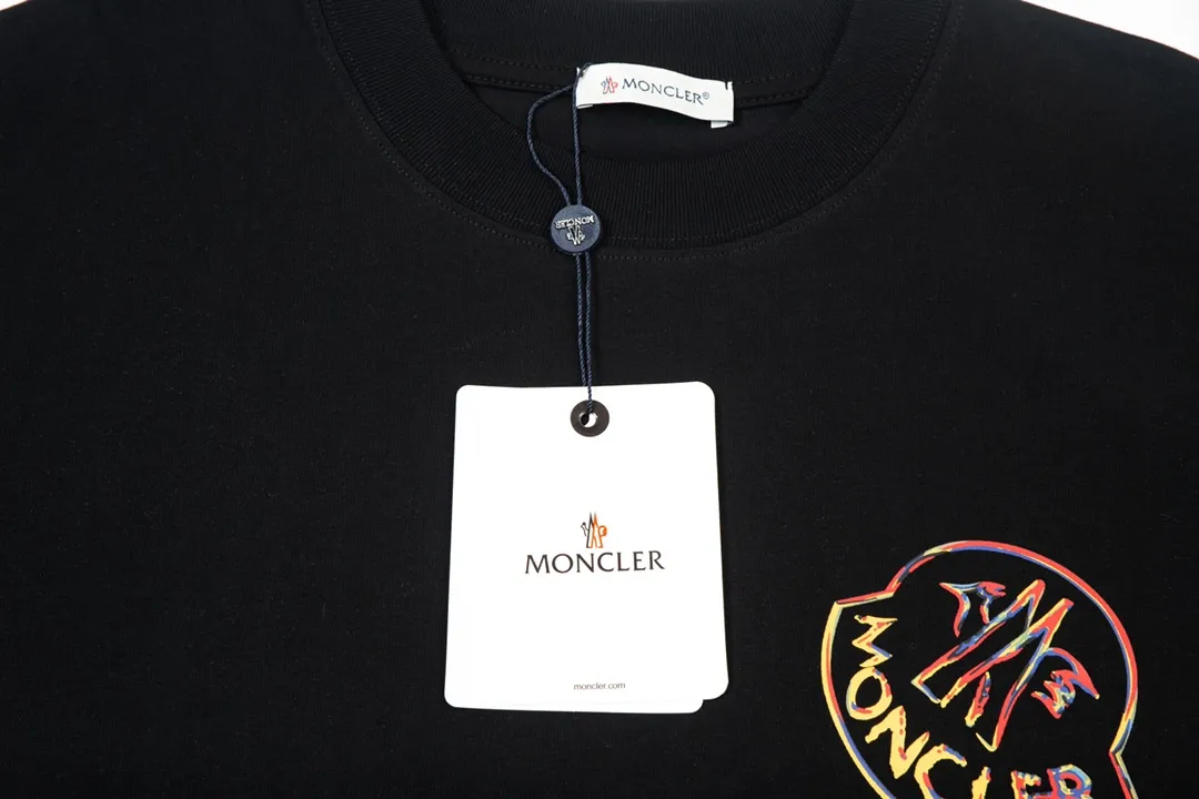 【2026】【MONCLER  公式旗艦店】モンクレール   Tシャツご好評に付き再入荷！