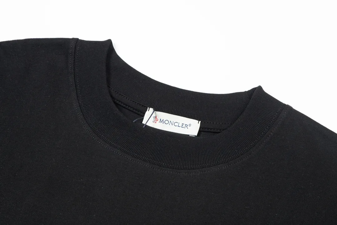 【2026】【MONCLER  公式旗艦店】モンクレール   Tシャツご好評に付き再入荷！