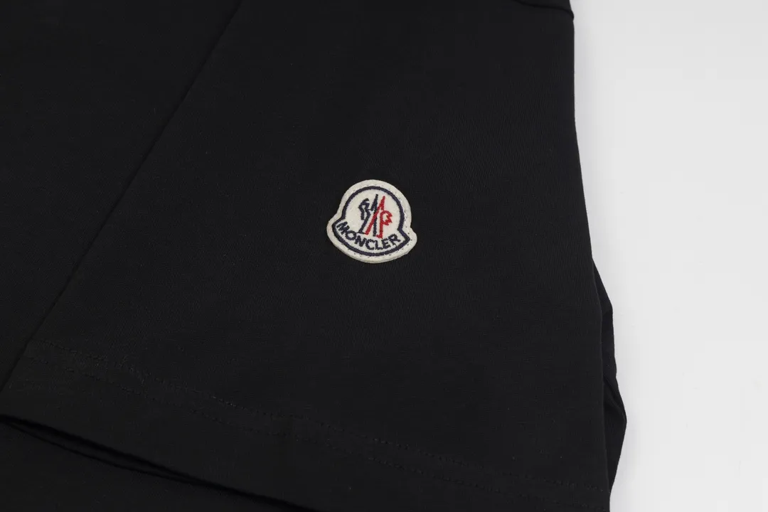 【2026】【MONCLER  公式旗艦店】モンクレール   Tシャツご好評に付き再入荷！