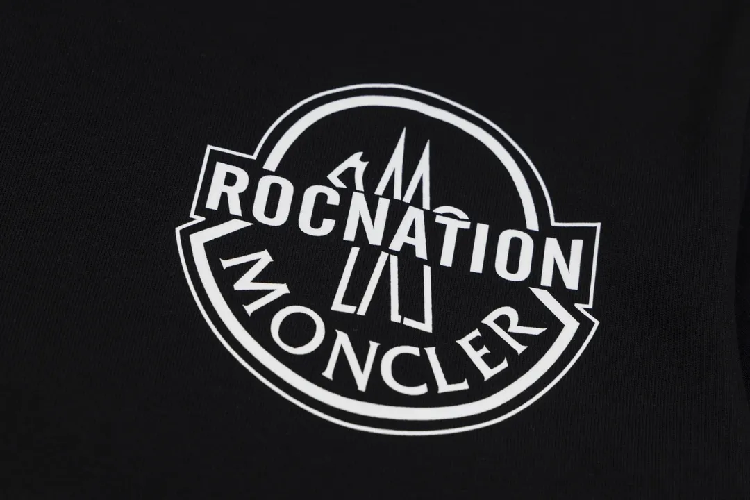 【2026】【MONCLER  公式旗艦店】モンクレール   Tシャツご好評に付き再入荷！