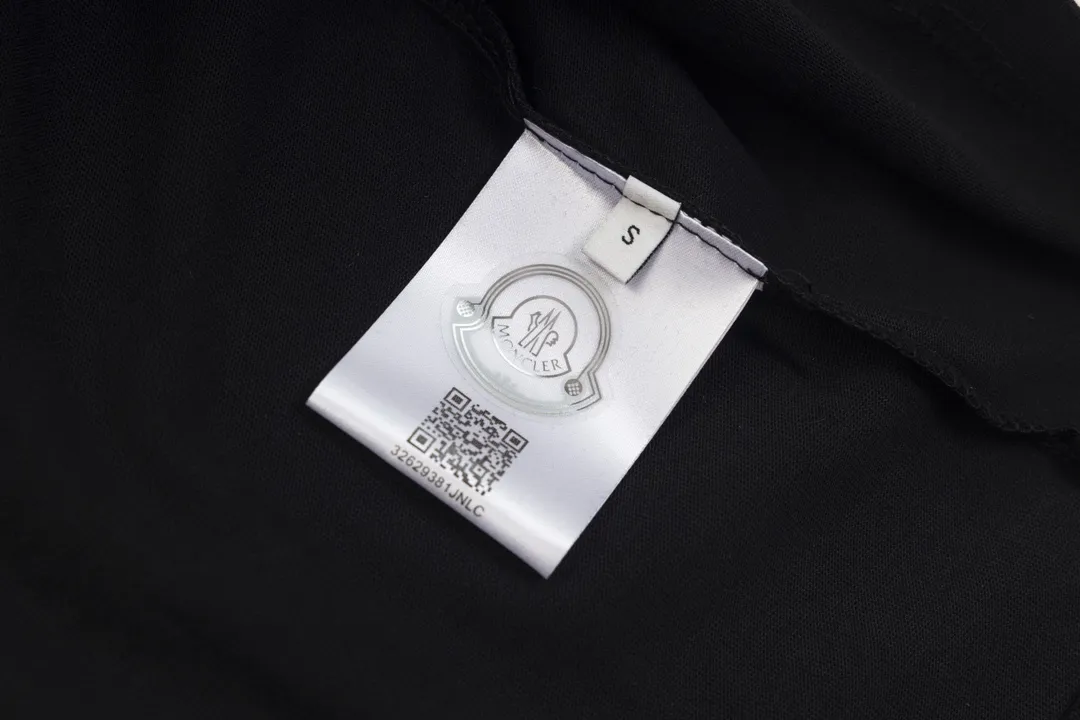 【2026】【MONCLER  公式旗艦店】モンクレール   Tシャツご好評に付き再入荷！
