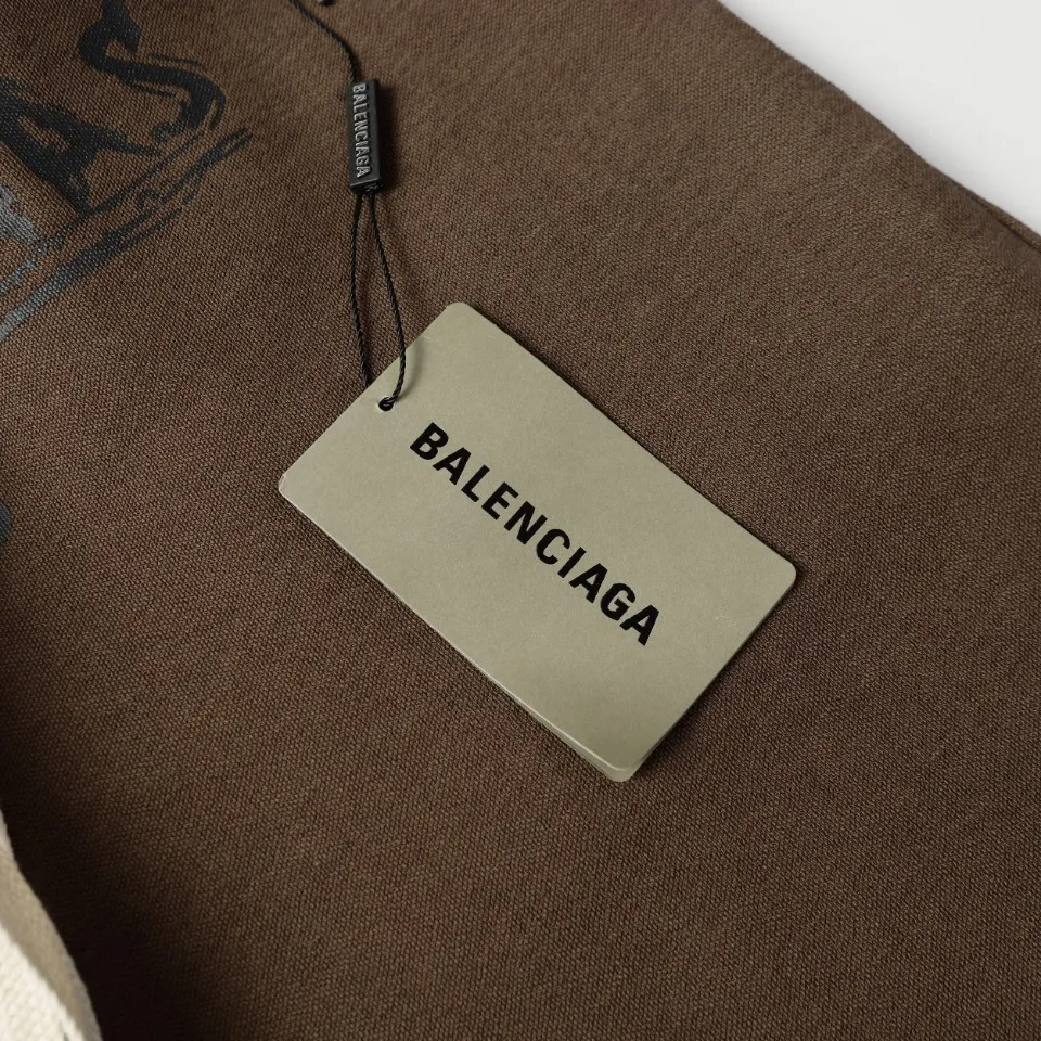 【2026】【BALENCIAGA  公式旗艦店】バレンシアガ   ショートパンツ  ご好評に付き再入荷！