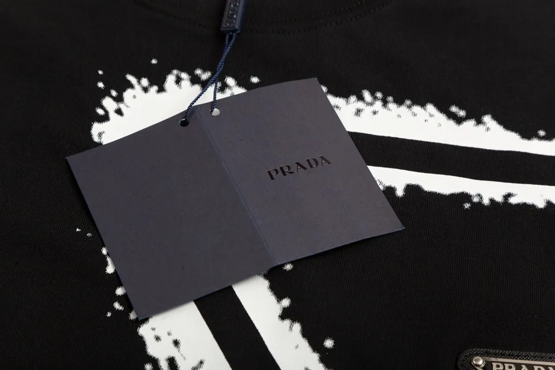 【2026】【PRADA  公式旗艦店】プラダ  Tシャツ ご好評に付き再入荷！