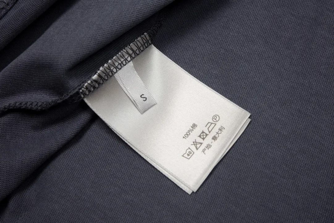 【2026】【DIOR 公式旗艦店】ディオール    Tシャツ ご好評に付き再入荷！
