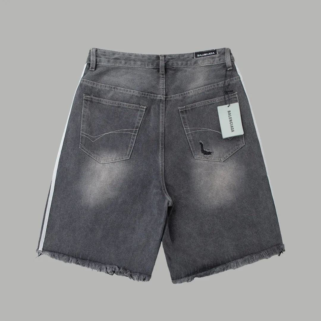 【2026】【BALENCIAGA  公式旗艦店】バレンシアガ   ショートパンツ  ご好評に付き再入荷！