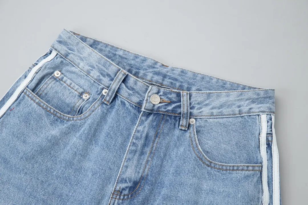 【2026】【BALENCIAGA  公式旗艦店】バレンシアガ   ショートパンツ  ご好評に付き再入荷！