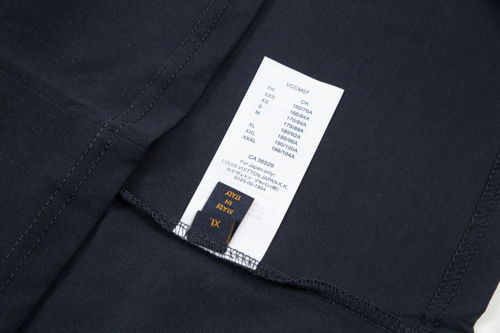 【2026】【LOUIS VUITTON 公式旗艦店】ルイヴィトン  Tシャツ   ご好評に付き再入荷！