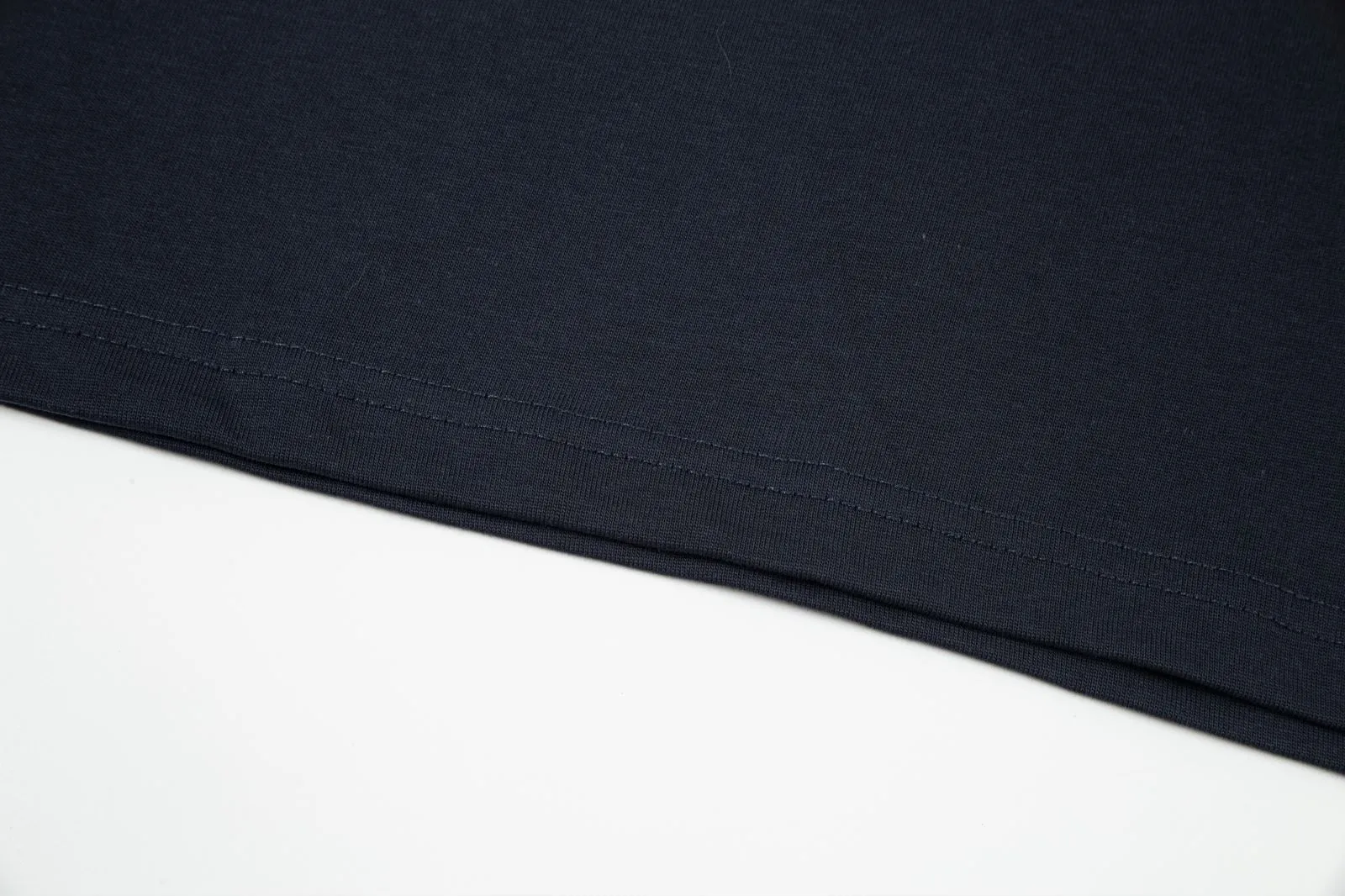 【2026】【LOUIS VUITTON 公式旗艦店】ルイヴィトン  Tシャツ   ご好評に付き再入荷！
