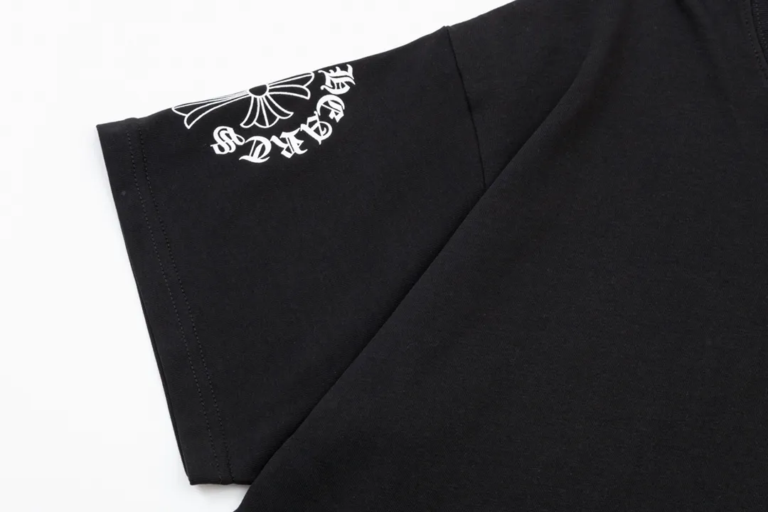 【2026】【CHROME HEARTS  公式旗艦店】クロムハーツ    Tシャツご好評に付き再入荷！