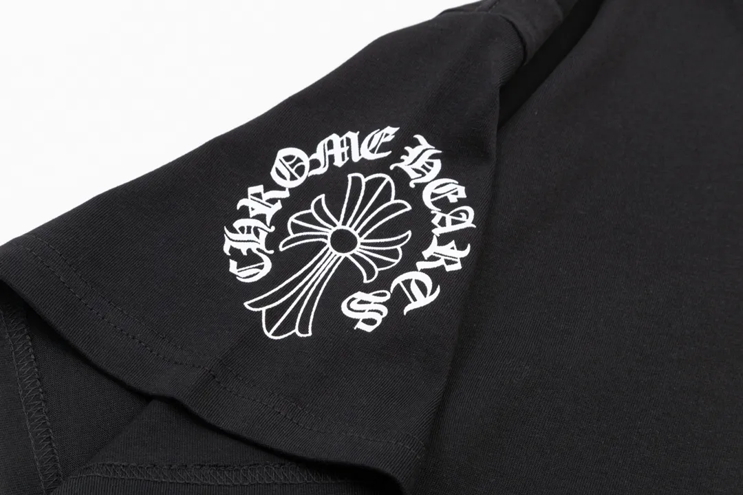 【2026】【CHROME HEARTS  公式旗艦店】クロムハーツ    Tシャツご好評に付き再入荷！
