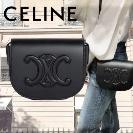 【2026】【完売間近】CELINE セリーヌ フォルコキュイル ショルダーバッグ 大人気 18.5*15*7cm