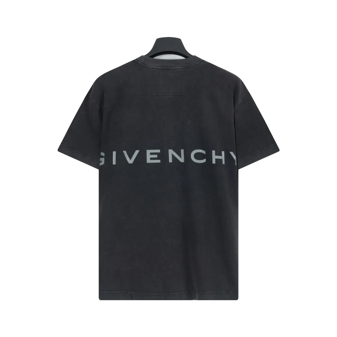 【2026】【GIVENCHY  公式旗艦店】ジバンシー   Tシャツご好評に付き再入荷！