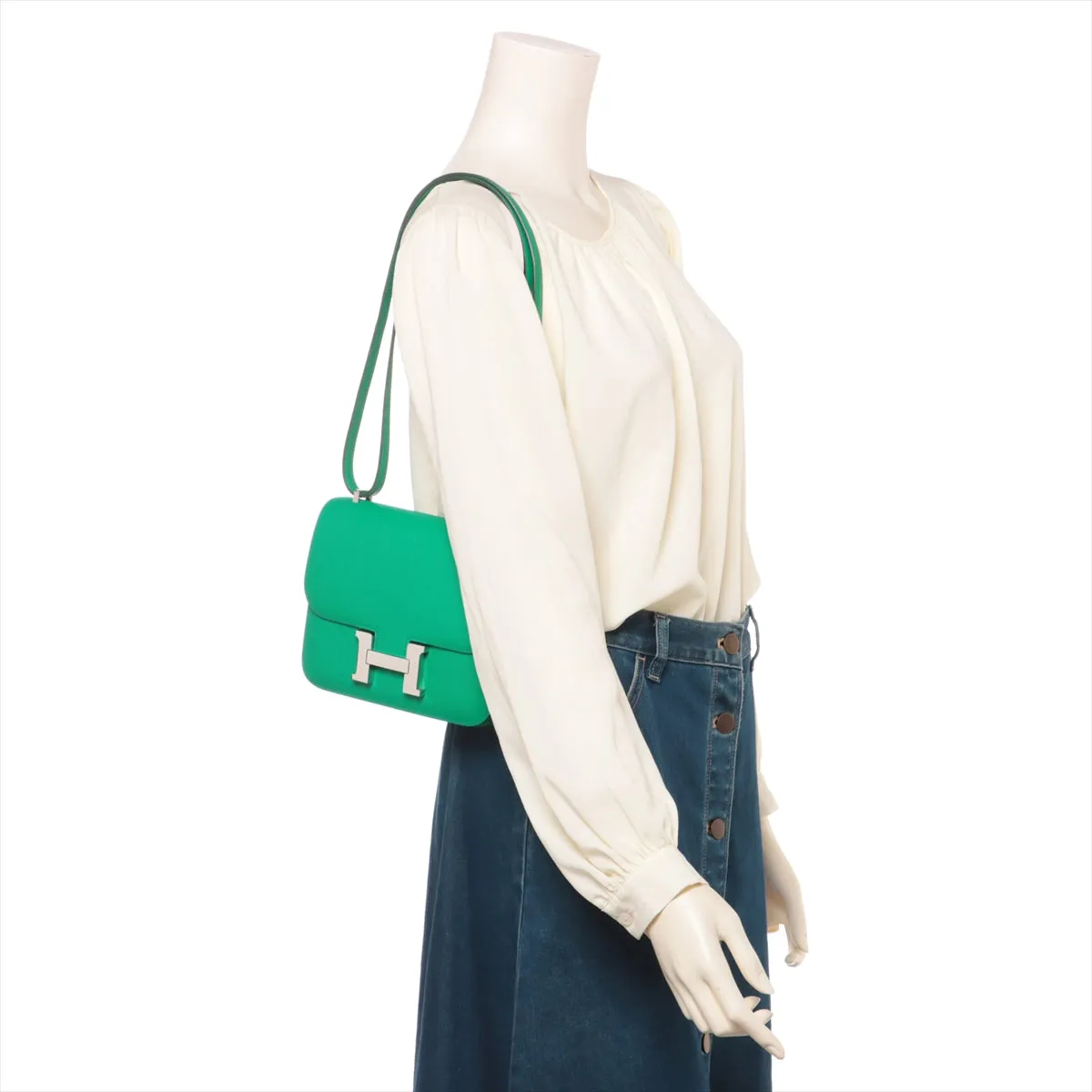 【2026】【HERMES  公式旗艦店】斜めがけバッグエルメス コンスタンス3 ミニ18 ヴォーエプソン ヴェールジェイド シルバー金具