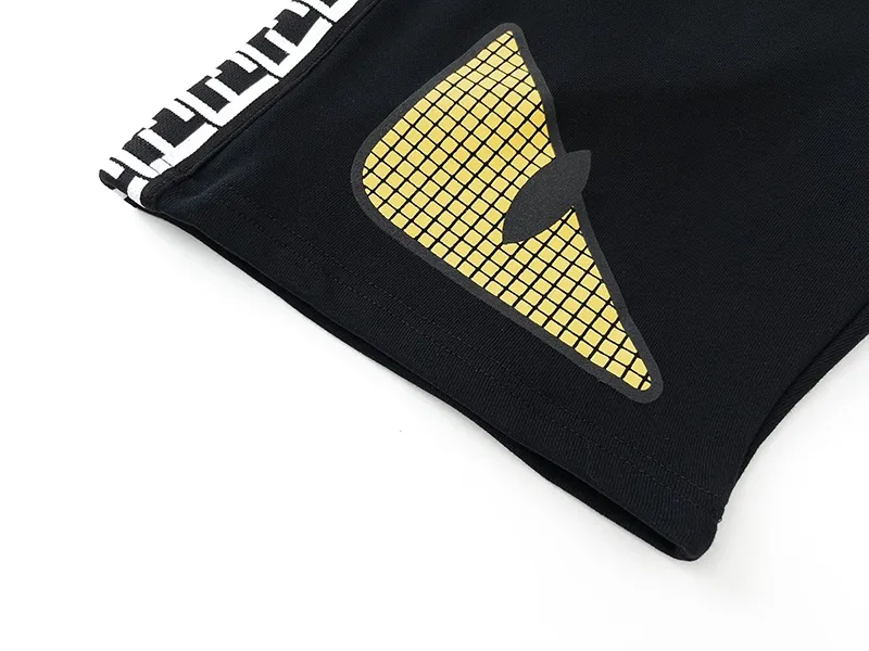 【2026】【FENDI  公式旗艦店】フェンディ ショートパンツ  ご好評に付き再入荷！