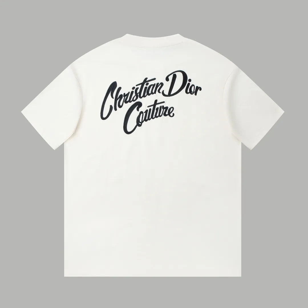 【2026】【DIOR  公式旗艦店】ディオール  Tシャツ ご好評に付き再入荷！
