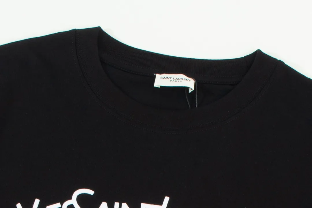 【2026】【YSL SAINT LAURENT 公式旗艦店】サンローラン Tシャツ ご好評に付き再入荷！