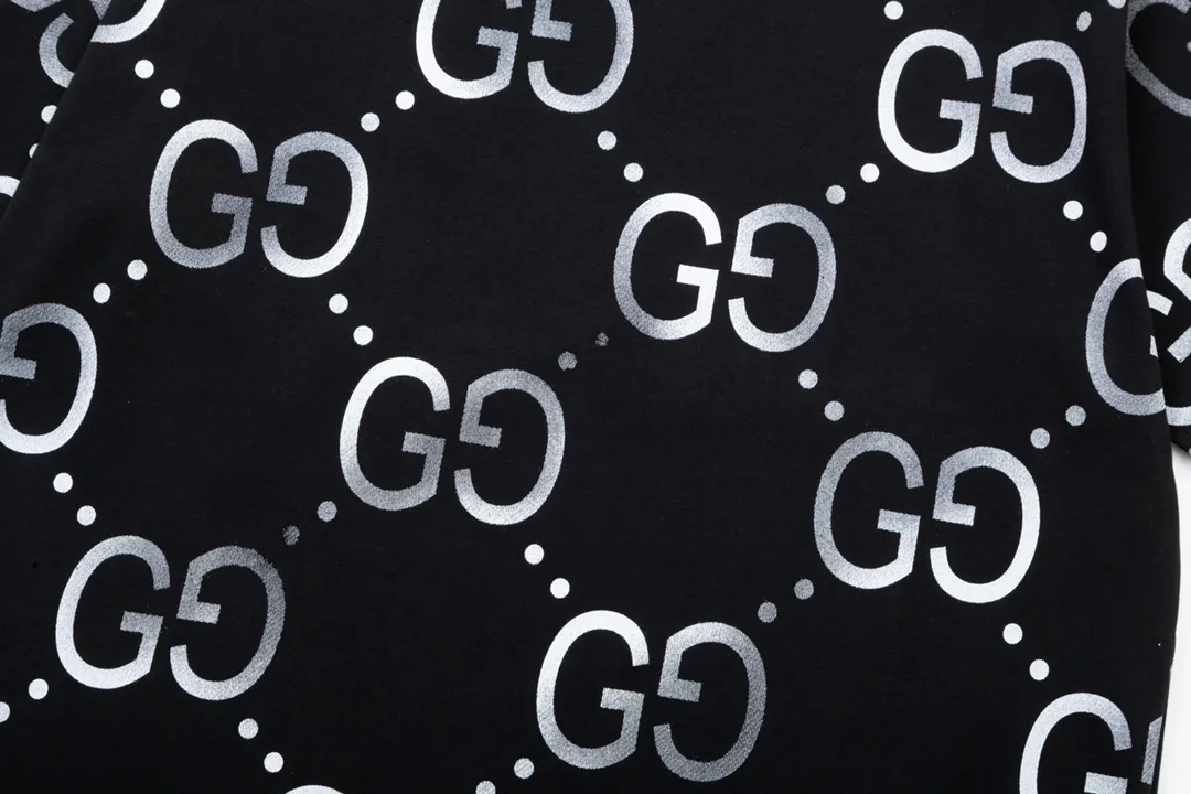 【2026】【GUCCI 公式旗艦店】グッチ  Tシャツ ご好評に付き再入荷！
