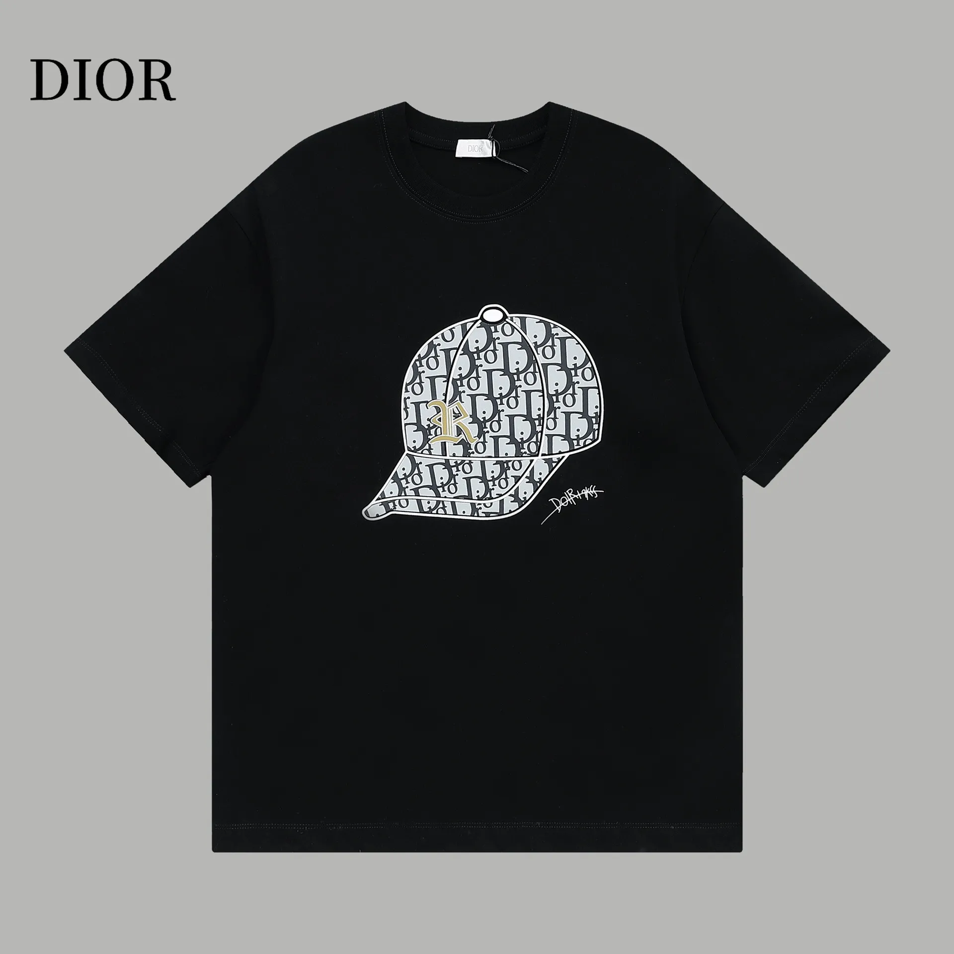 【2026】【DIOR  公式旗艦店】ディオール  Tシャツ ご好評に付き再入荷！