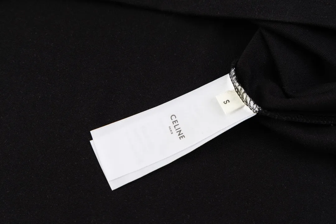 【2026】【CELINE 公式旗艦店】セリーヌ   Tシャツ ご好評に付き再入荷！