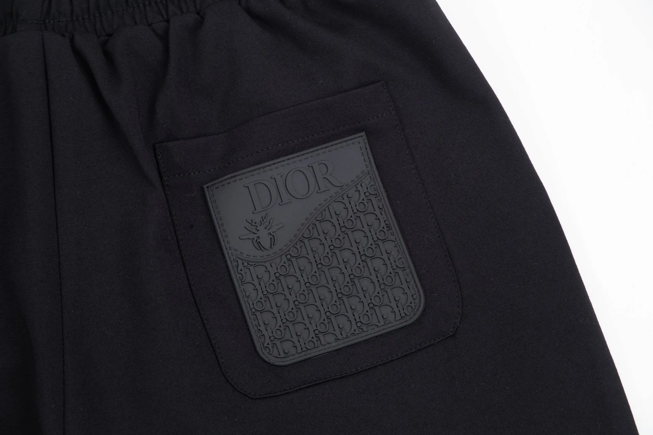 【2026】【DIOR  公式旗艦店】ディオール   ショートパンツ  ご好評に付き再入荷！