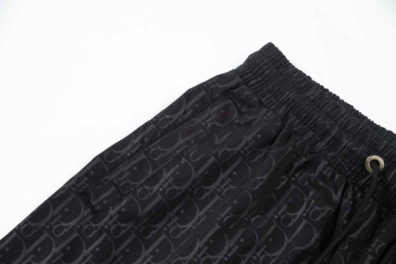 【2026】【DIOR  公式旗艦店】ディオール   ショートパンツ  ご好評に付き再入荷！