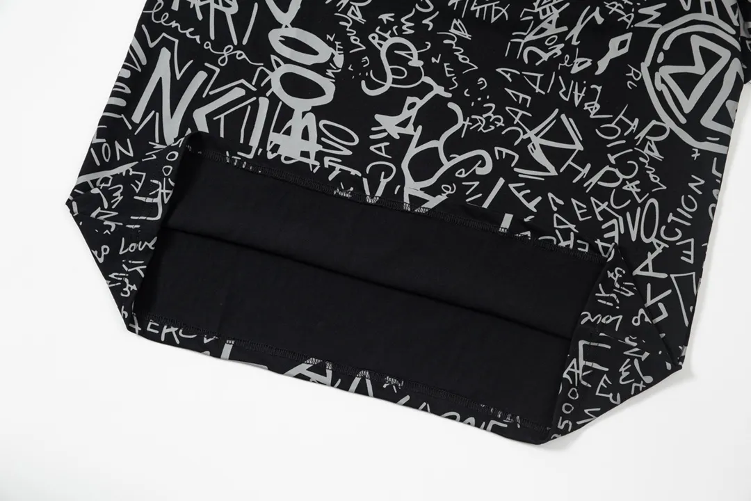 【2026】【BALENCIAGA  公式旗艦店】バレンシアガ  Tシャツ ご好評に付き再入荷！
