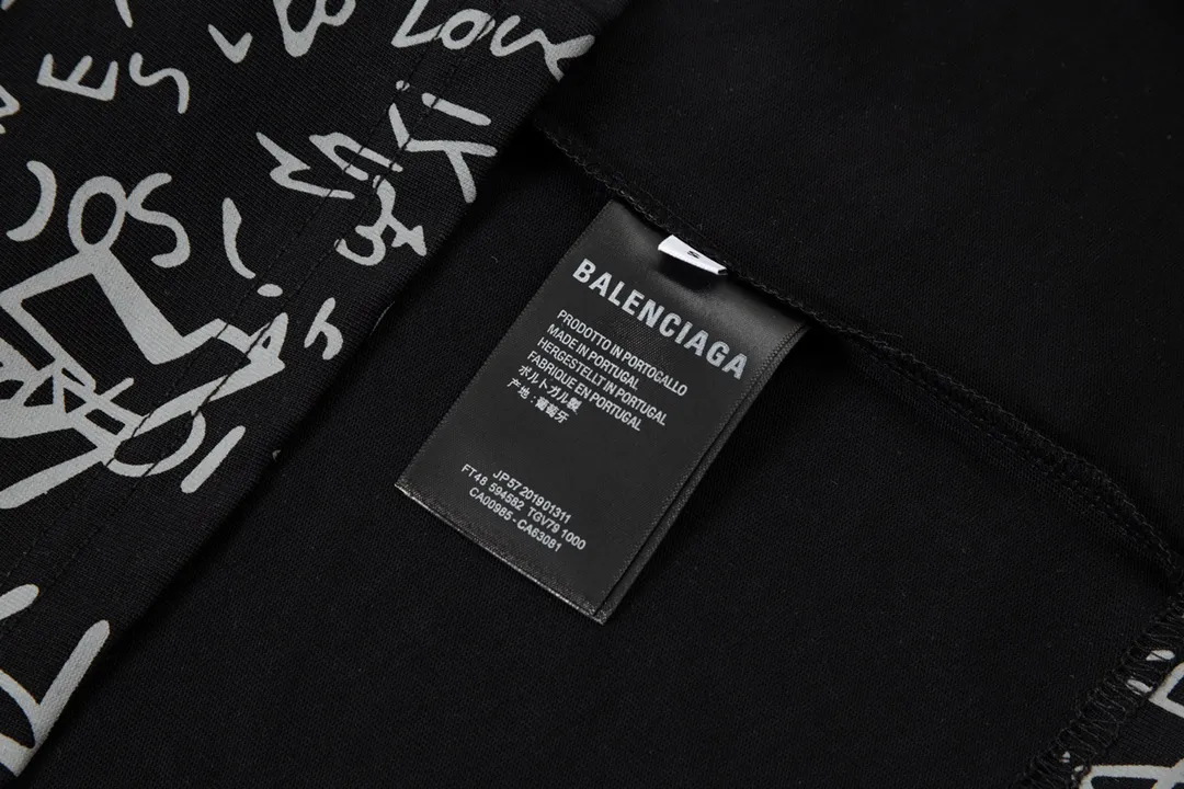 【2026】【BALENCIAGA  公式旗艦店】バレンシアガ  Tシャツ ご好評に付き再入荷！