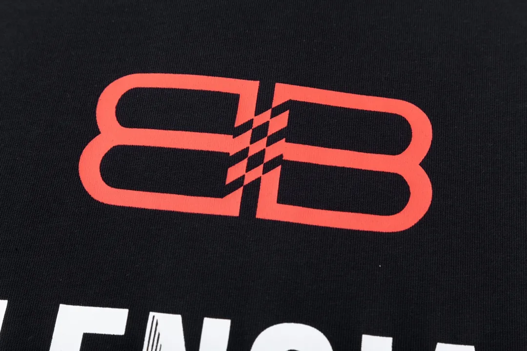 【2026】【BALENCIAGA  公式旗艦店】バレンシアガ  Tシャツ ご好評に付き再入荷！