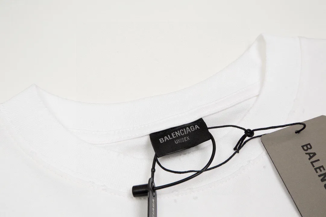 【2026】【BALENCIAGA  公式旗艦店】バレンシアガ  Tシャツ ご好評に付き再入荷！