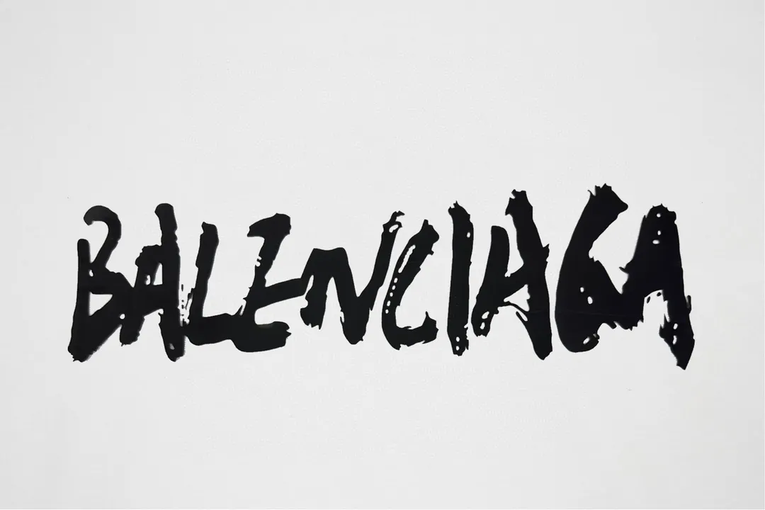 【2026】【BALENCIAGA  公式旗艦店】バレンシアガ  Tシャツ ご好評に付き再入荷！