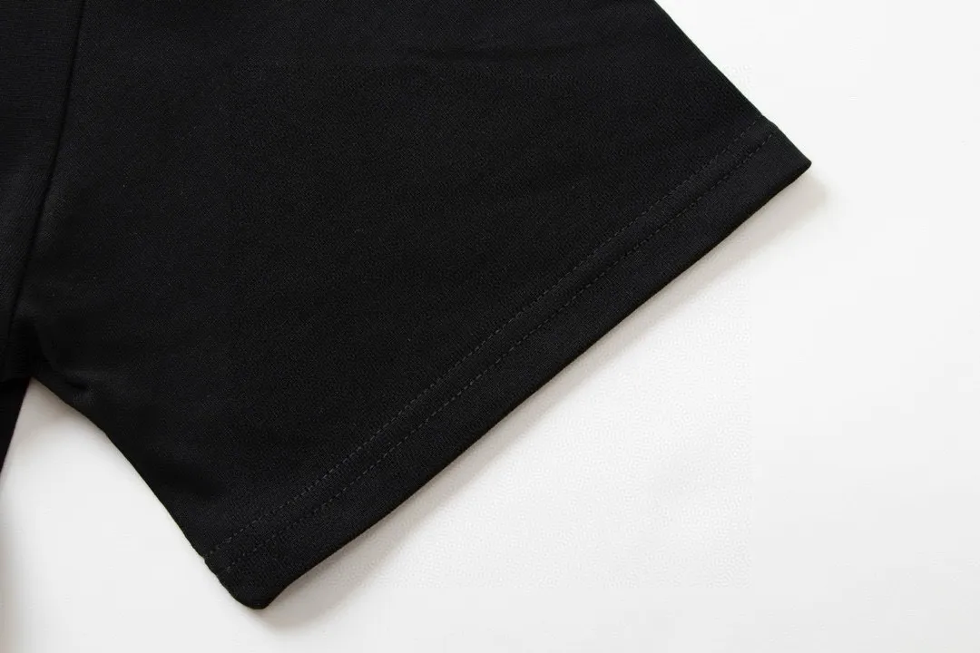 【2026】【LOUIS VUITTON 公式旗艦店】 ルイヴィトン  Tシャツ ご好評に付き再入荷！