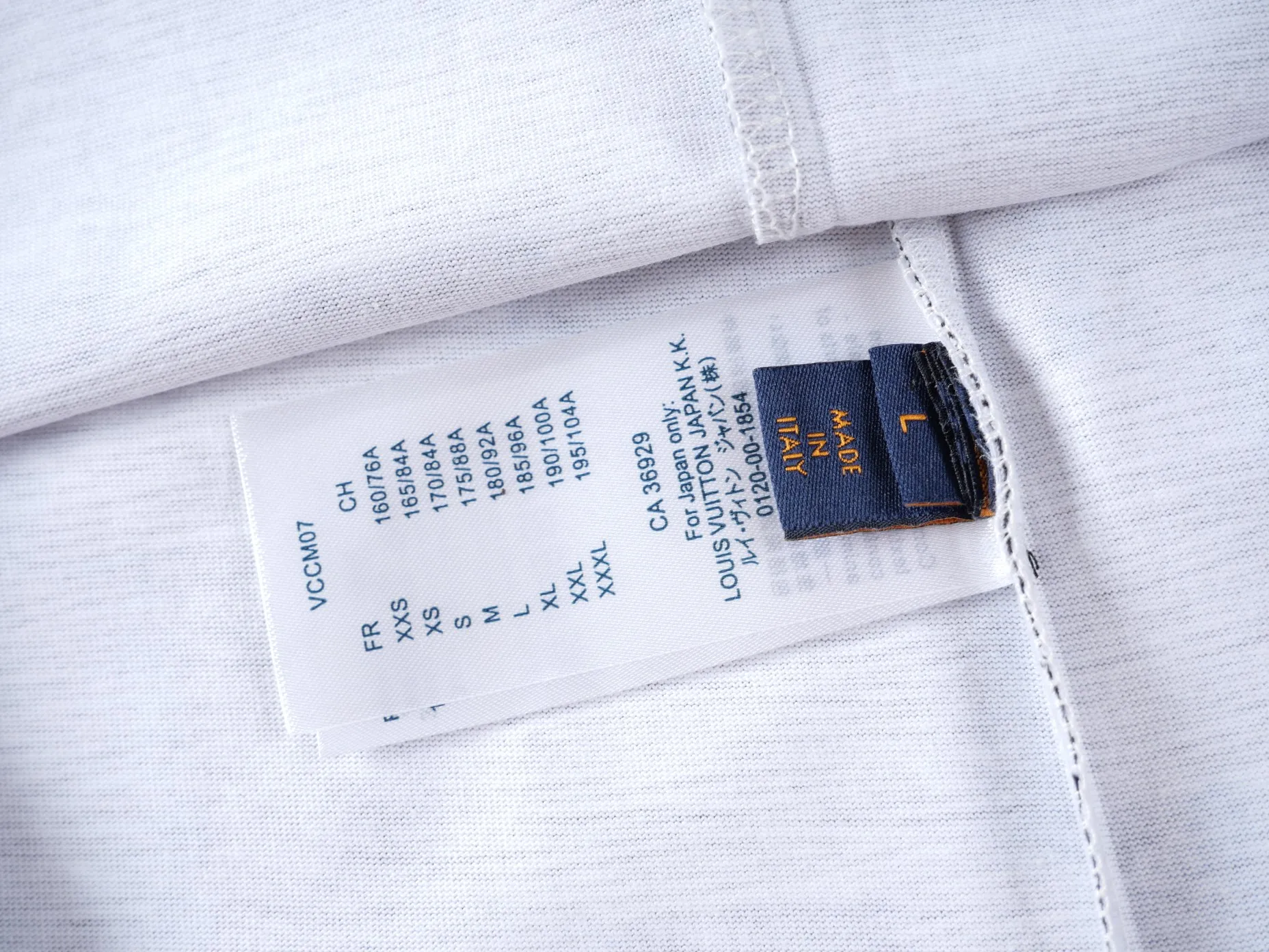 【2026】【LOUIS VUITTON 公式旗艦店】 ルイヴィトン  Tシャツ ご好評に付き再入荷！