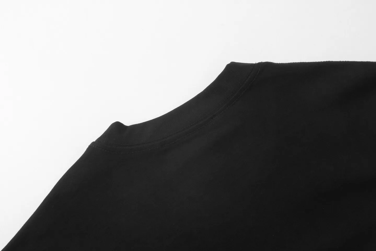 【2026】【GUCCI 公式旗艦店】グッチ  Tシャツ ご好評に付き再入荷！