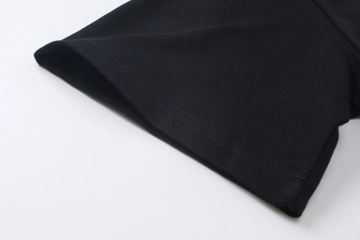 【2026】【GUCCI 公式旗艦店】グッチ  Tシャツ ご好評に付き再入荷！