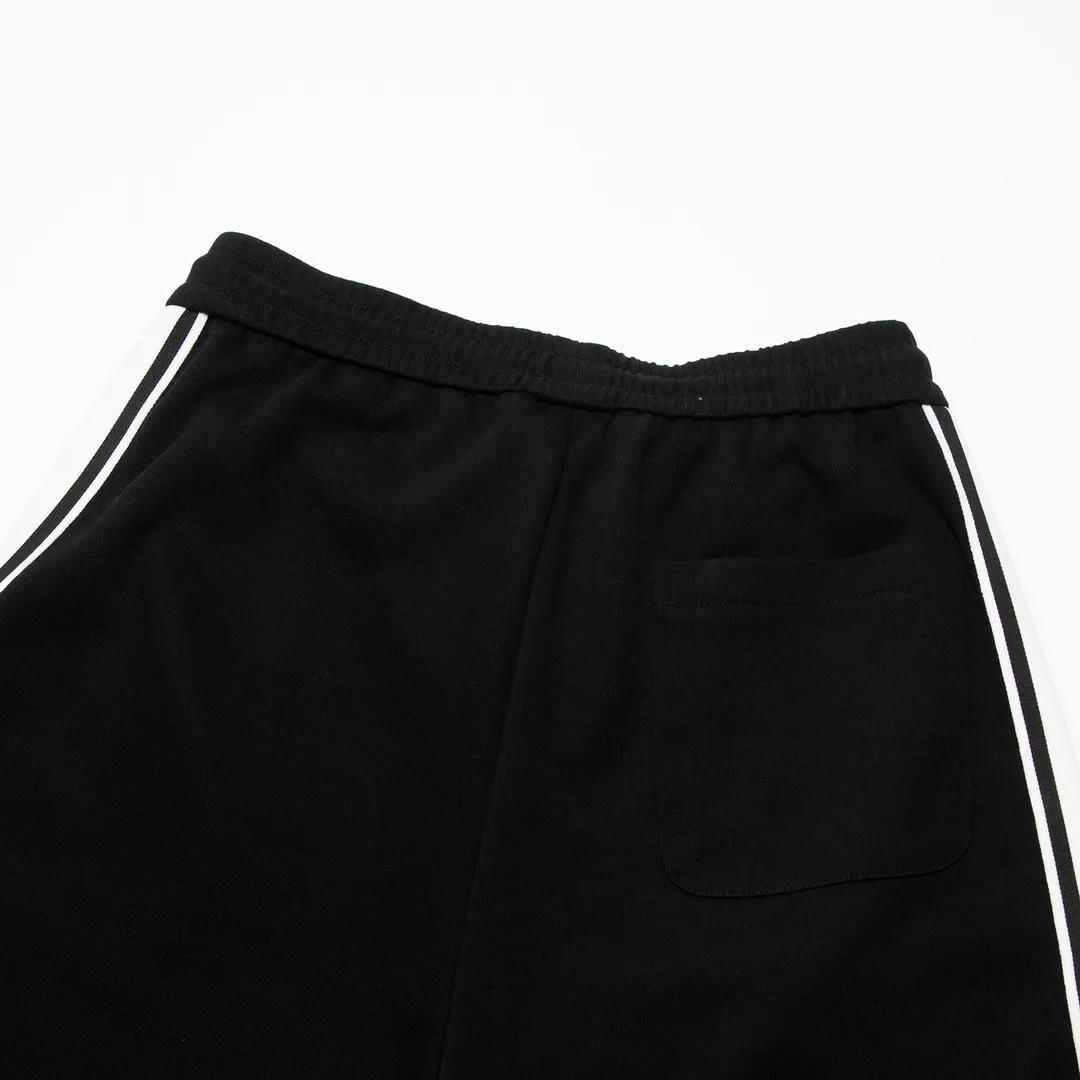 【2026】【CELINE 公式旗艦店】セリーヌ   ショートパンツ  ご好評に付き再入荷！