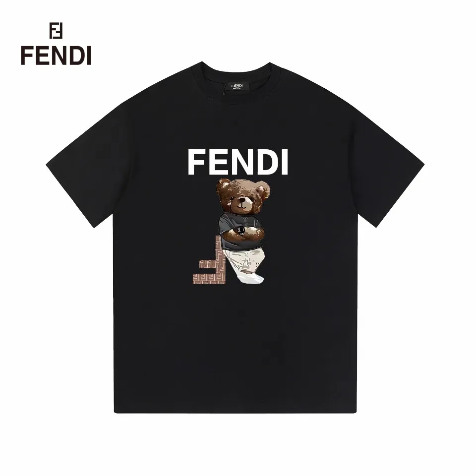 【2026】【FENDI公式旗艦店】フェンディ  Tシャツ ご好評に付き再入荷！