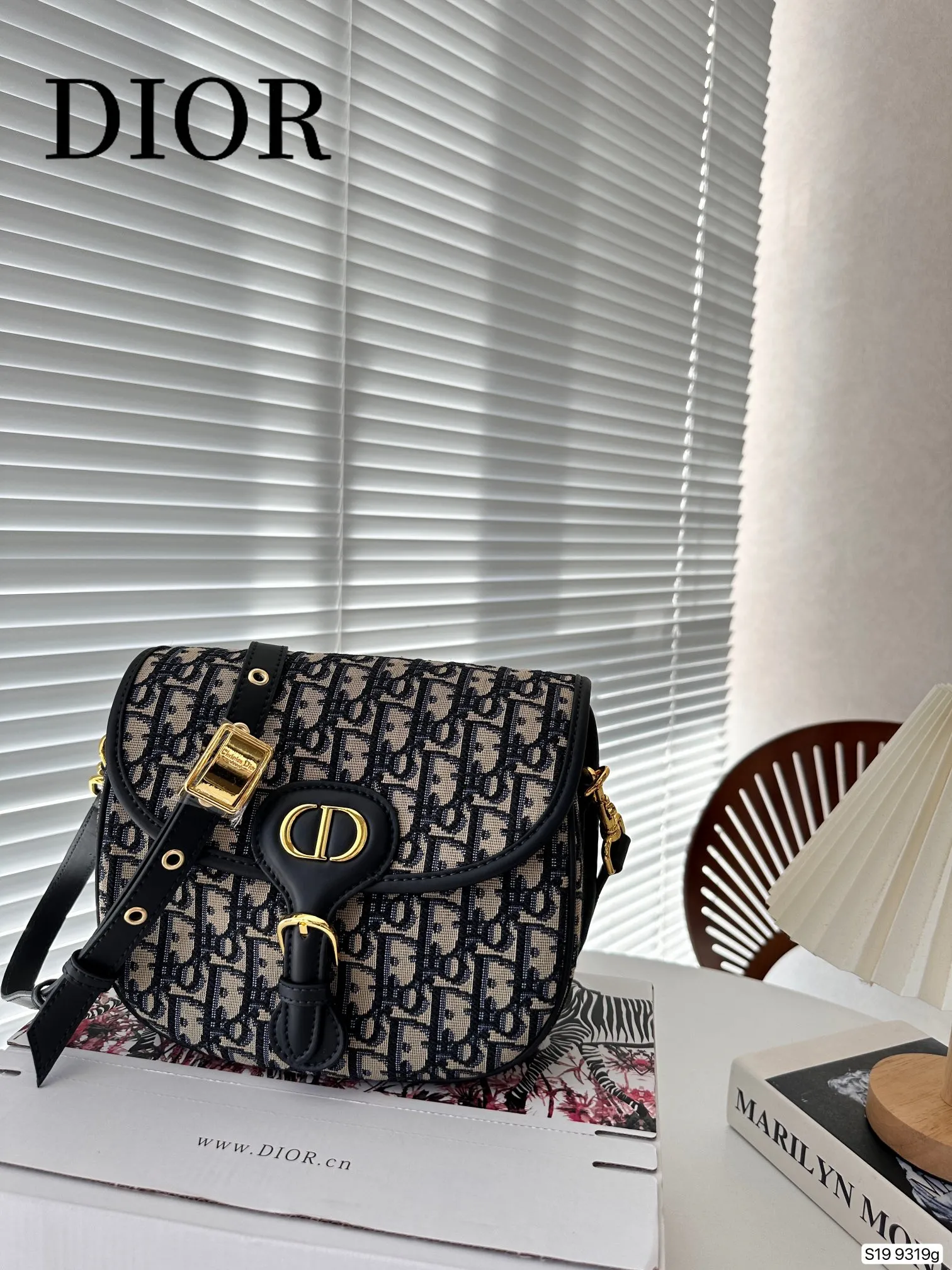 【2026】【DIOR公式旗艦店】ディオール  斜めがけバッグ当日出荷 好評に付き再入荷！23.5*13CM