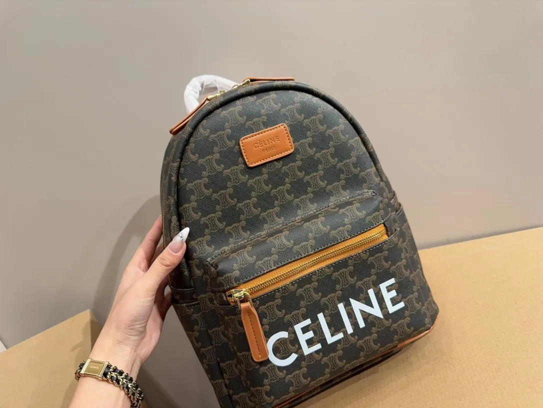 【2026】【CELINE 公式旗艦店】セリーヌ リュックサック当日出荷 好評に付き再入荷！26*32CM