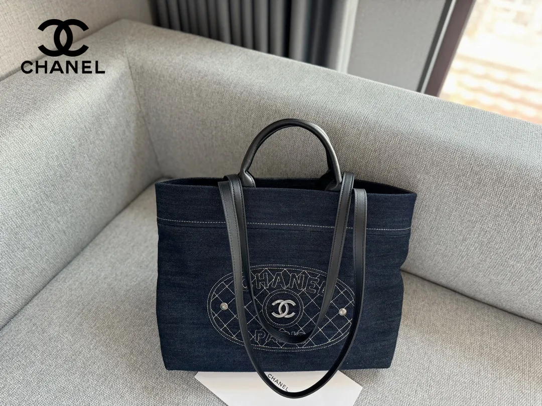 【2026】【CHANEL  公式旗艦店】シャネル   ハンドバッグ  当日出荷 好評に付き再入荷！36*30CM