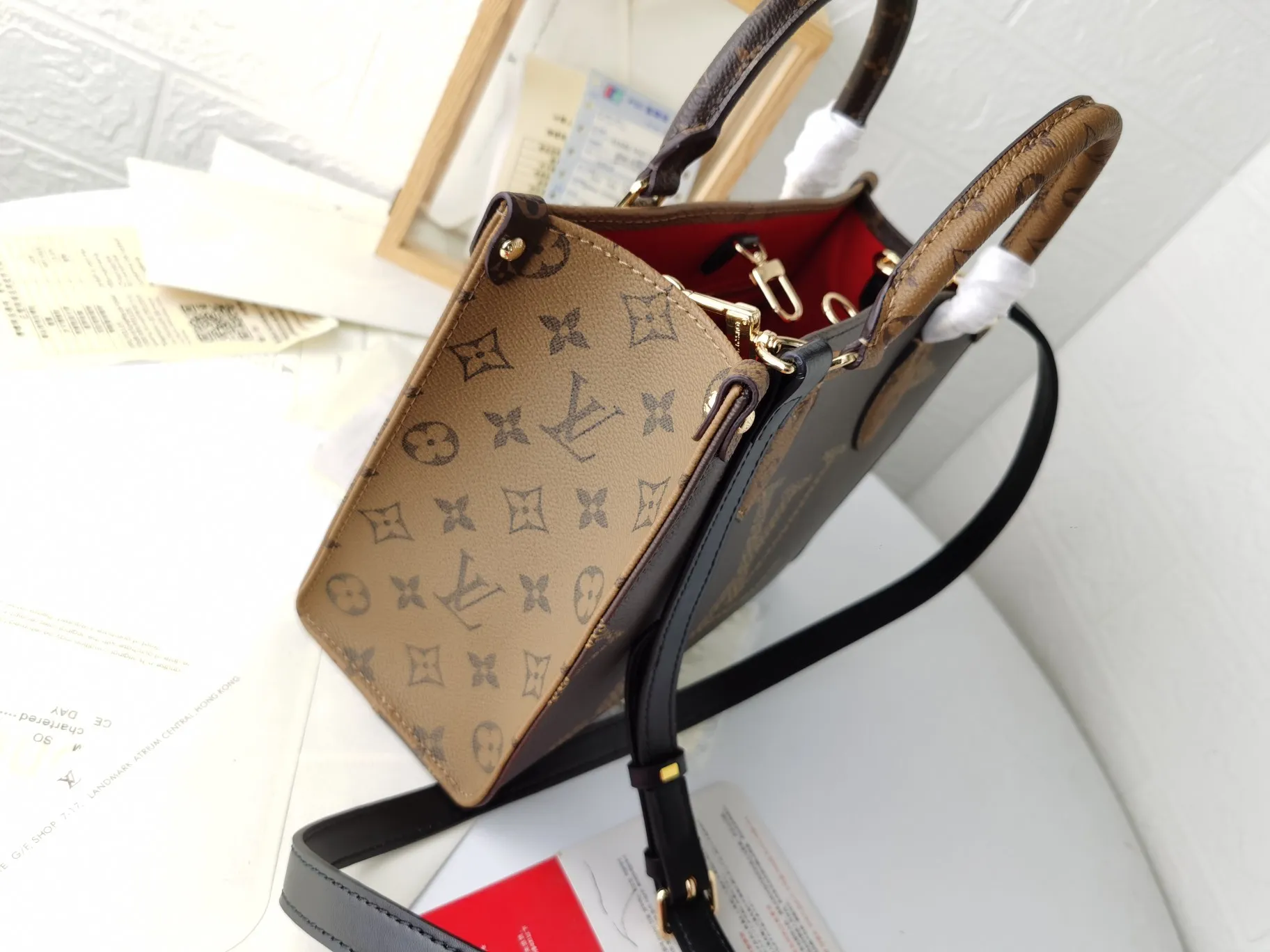 【2026】【LOUIS VUITTON 公式旗艦店】ルイヴィトン  斜めがけバッグ当日出荷 好評に付き再入荷！25CM